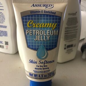 Creamy Petroleum Jelly Skin Softener - White